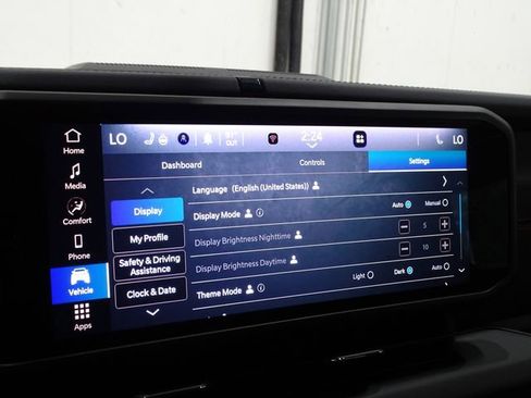 Used 2024 Jeep Wrangler Rubicon w/ Safety Group image 35