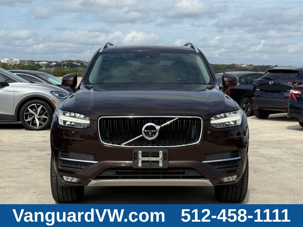 Used 2018 Volvo XC90 T6 Momentum w/ Convenience Package AWD/4WD image 5