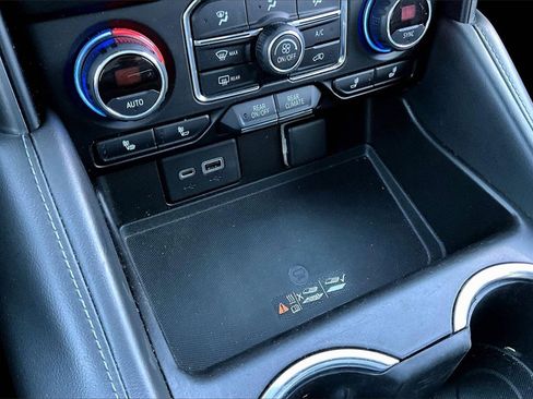 Used 2021 Chevrolet Tahoe LT image 31