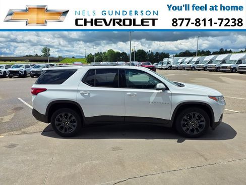 Used 2021 Chevrolet Traverse RS AWD/4WD image 3
