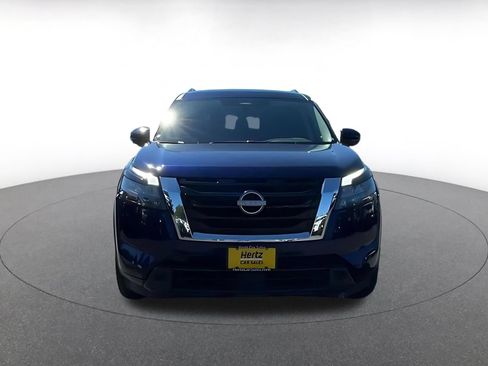 Used 2025 Nissan Pathfinder SV AWD/4WD image 4