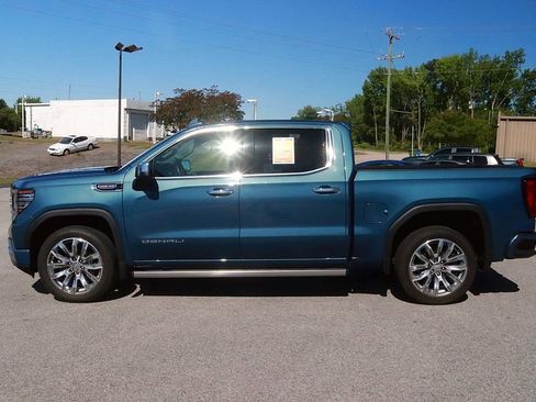 Used 2024 GMC Sierra 1500 Denali w/ Denali Reserve Package AWD/4WD image 4