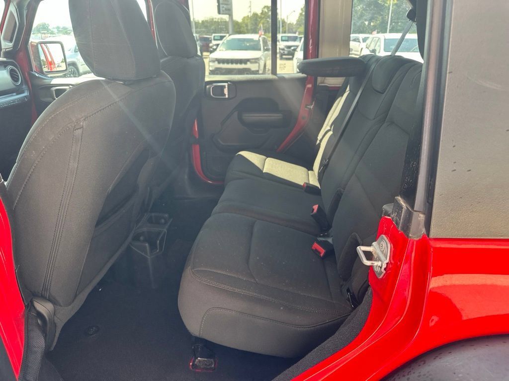 Used 2020 Jeep Wrangler Unlimited Sport AWD/4WD image 9