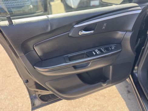 Used 2012 Chevrolet Traverse LT w/ All-Star Edition image 9