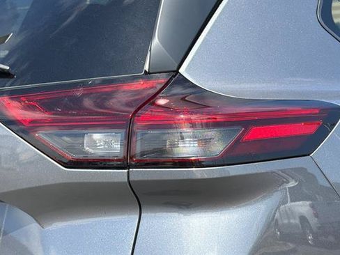 New 2026 Nissan Rogue SV FWD image 31