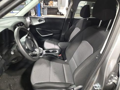 Used 2024 Kia Soul LX w/ Option Group 015 FWD image 14