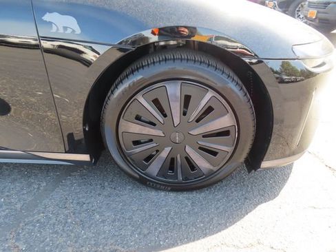 Used 2025 Lucid Air Pure RWD image 10