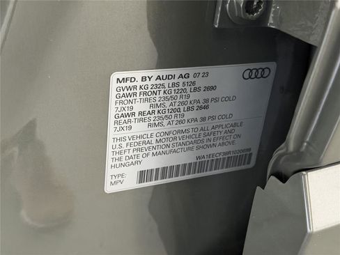 Used 2024 Audi Q3 2.0T Premium Plus image 26