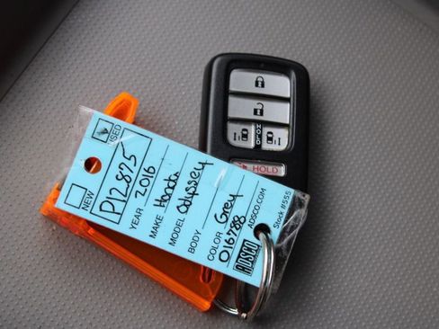 Used 2016 Honda Odyssey SE image 36