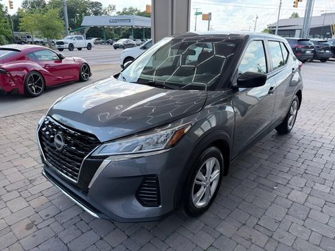 Used 2024 Nissan Kicks S FWD image 2