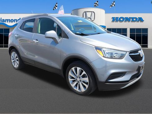 Used 2020 Buick Encore Preferred FWD image 1