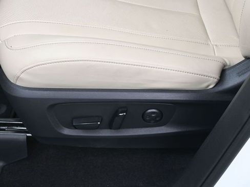 Used 2023 INFINITI QX60 Luxe w/ Vision Package image 13