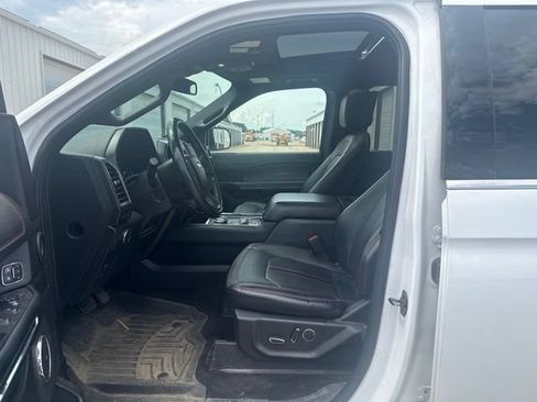 Used 2019 Ford Expedition Max Limited w/ Equipment Group 303A AWD/4WD image 4