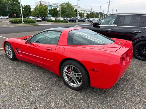 Used 1997 Chevrolet Corvette Coupe RWD image 4