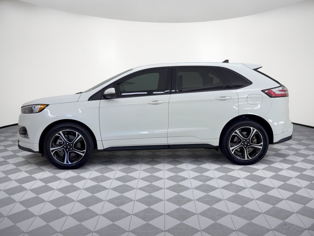 Used 2023 Ford Edge ST AWD/4WD image 2