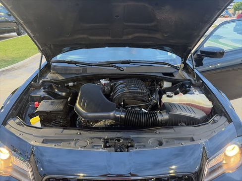 Used 2023 Chrysler 300 Touring w/ Sport Appearance Package RWD image 24