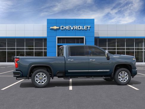 New 2026 Chevrolet Silverado 2500 High Country w/ High Country Premium Package AWD/4WD image 5