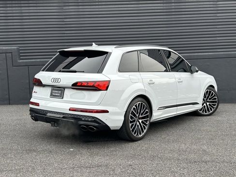Used 2025 Audi SQ7 Prestige image 10