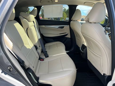 Used 2021 INFINITI QX50 Luxe image 29