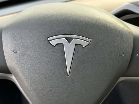 Used 2021 Tesla Model 3 Standard Range Plus image 21