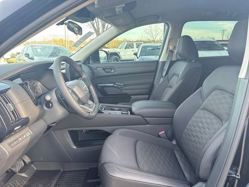 New 2026 Nissan Pathfinder SV AWD/4WD image 10