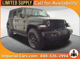 Used 2023 Jeep Wrangler Unlimited w/ 8.4" Radio Group AWD/4WD video 1