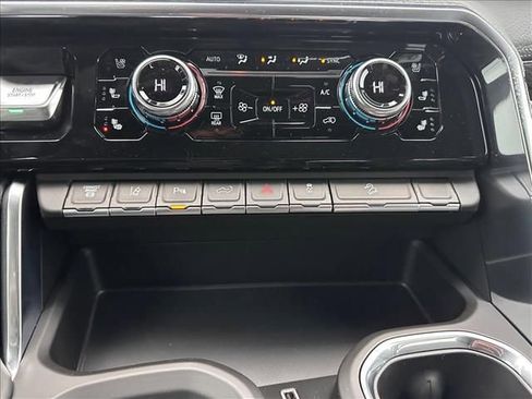 New 2026 GMC Sierra 2500 Denali w/ Denali Reserve Package image 32