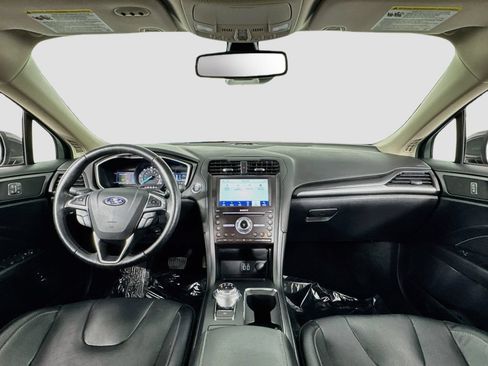Used 2020 Ford Fusion Energi Titanium FWD image 14
