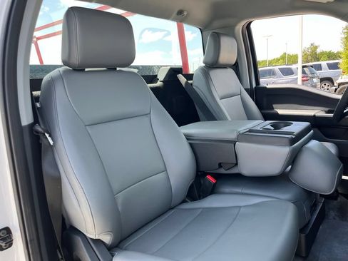 Used 2024 Ford F150 XL RWD image 26