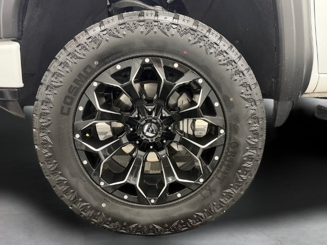 Used 2023 GMC Sierra 1500 Elevation w/ Elevation Premium Package AWD/4WD image 9