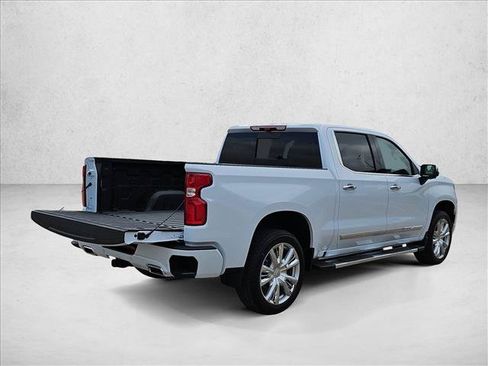 New 2026 Chevrolet Silverado 1500 High Country w/ Technology Package AWD/4WD image 2