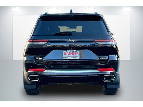 Used 2023 Jeep Grand Cherokee Overland w/ Advanced Protech Group III image 4