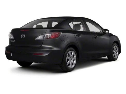Used 2013 MAZDA MAZDA3 i SV w/ Convenience Pkg image 2