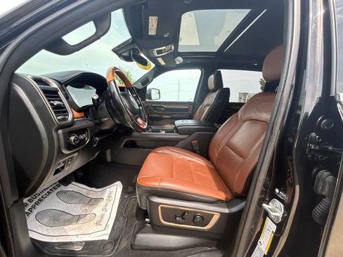 Used 2021 RAM 1500 Limited AWD/4WD image 2