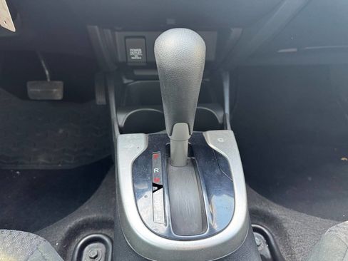Used 2018 Honda Fit LX image 17