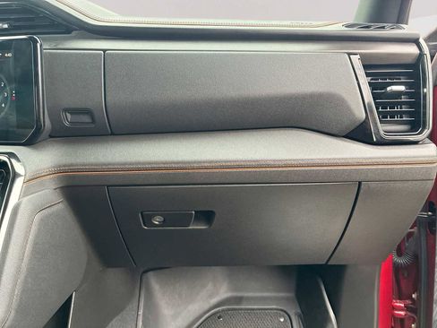 Certified 2023 GMC Sierra 1500 AT4 w/ Technology Package image 28