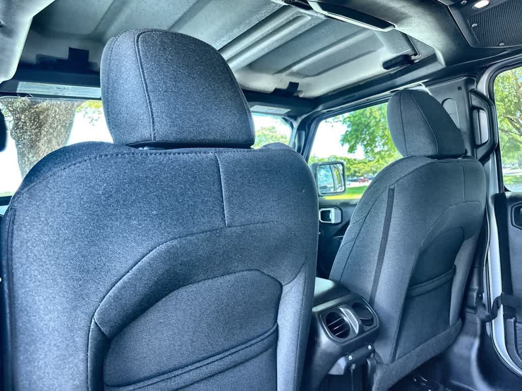 Used 2024 Jeep Wrangler Unlimited Sport AWD/4WD image 23