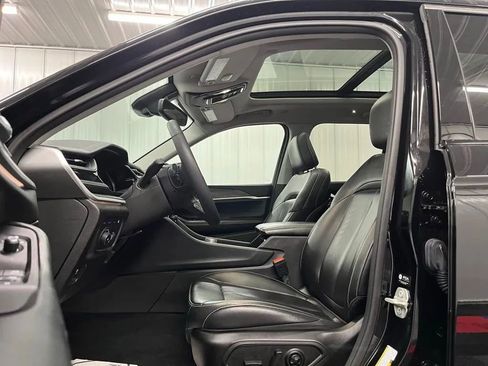 Used 2023 Jeep Grand Cherokee 4xe image 18