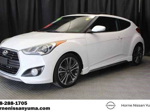Used 2016 Hyundai Veloster Turbo w/ Option Group 04 image 3