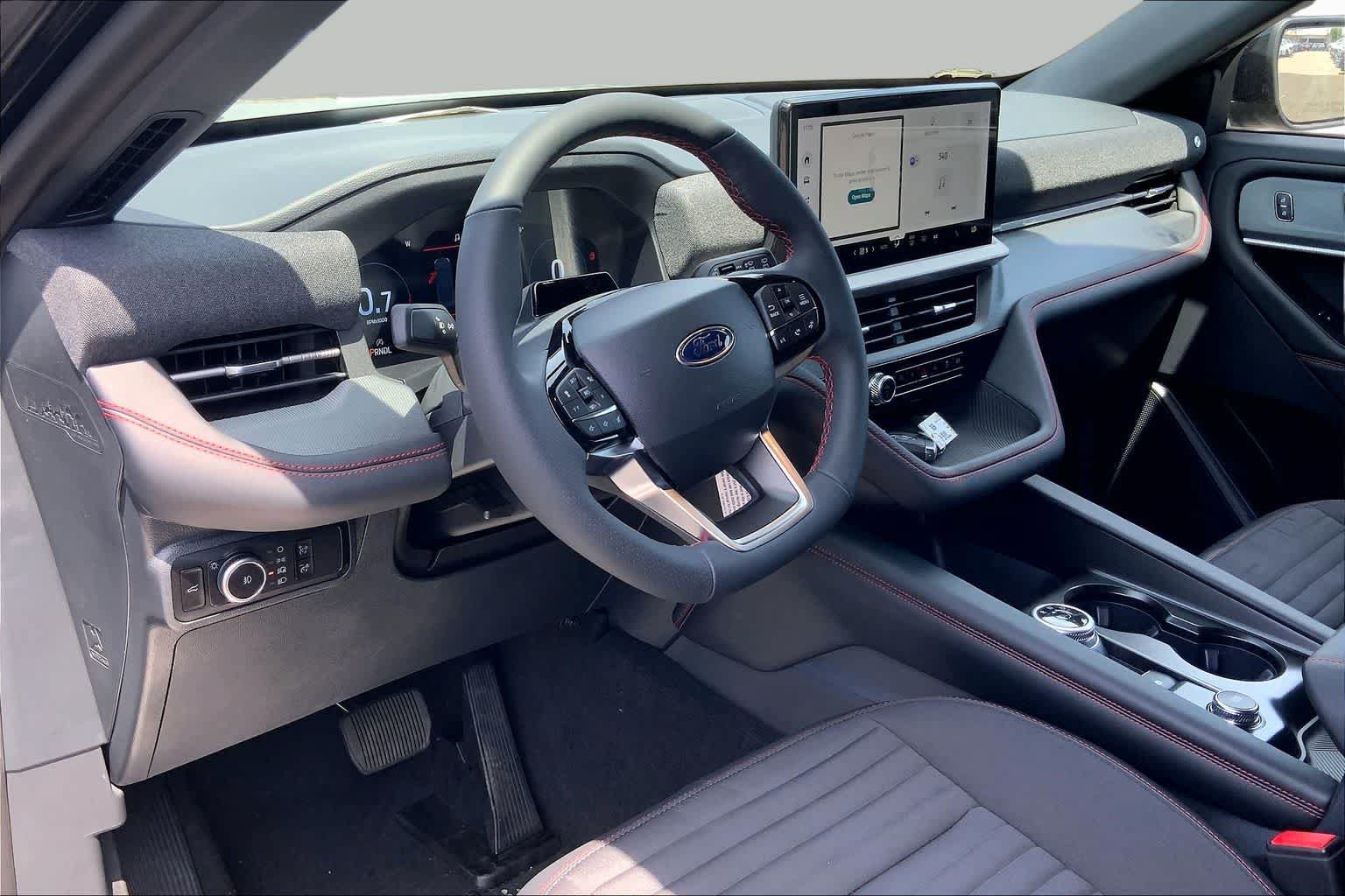 New 2026 Ford Explorer ST-Line AWD/4WD image 8
