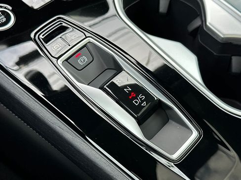 New 2026 Audi A6 Premium Plus AWD/4WD image 21