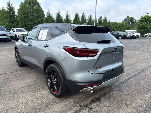 Used 2023 Chevrolet Blazer LT w/ Convenience Package FWD image 3
