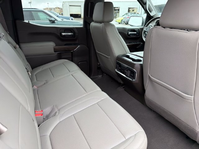 Used 2022 GMC Sierra 1500 SLT AWD/4WD image 27