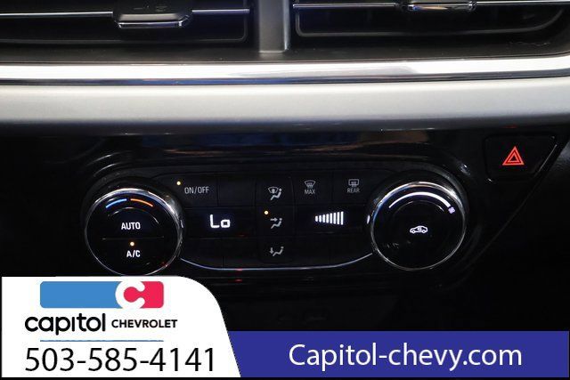 Used 2025 Chevrolet Trax LT FWD image 20