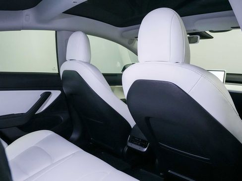 Used 2021 Tesla Model 3 Long Range AWD/4WD image 21