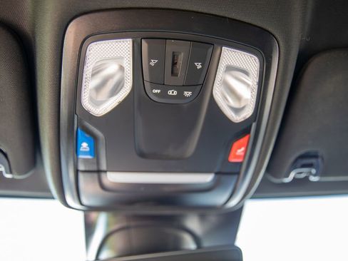 Used 2025 RAM 3500 Big Horn AWD/4WD image 38