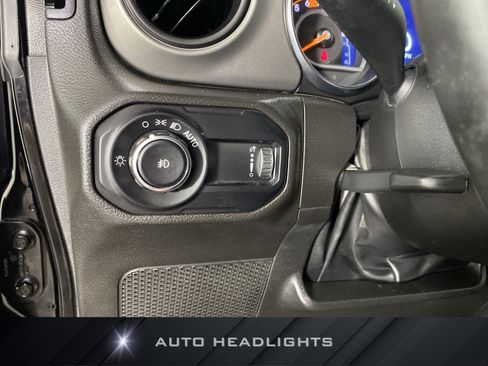 Used 2023 Jeep Wrangler Sport AWD/4WD image 23