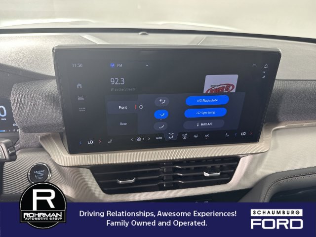 Used 2026 Ford Explorer Active AWD/4WD image 9
