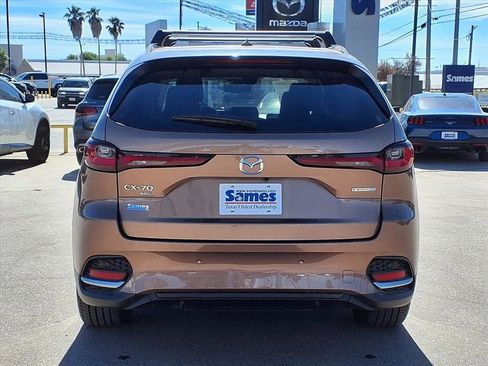 Used 2025 MAZDA CX-70 Plug-In Hybrid w/ Premium Pkg image 26
