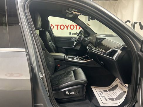 Used 2024 BMW X5 xDrive40i image 11